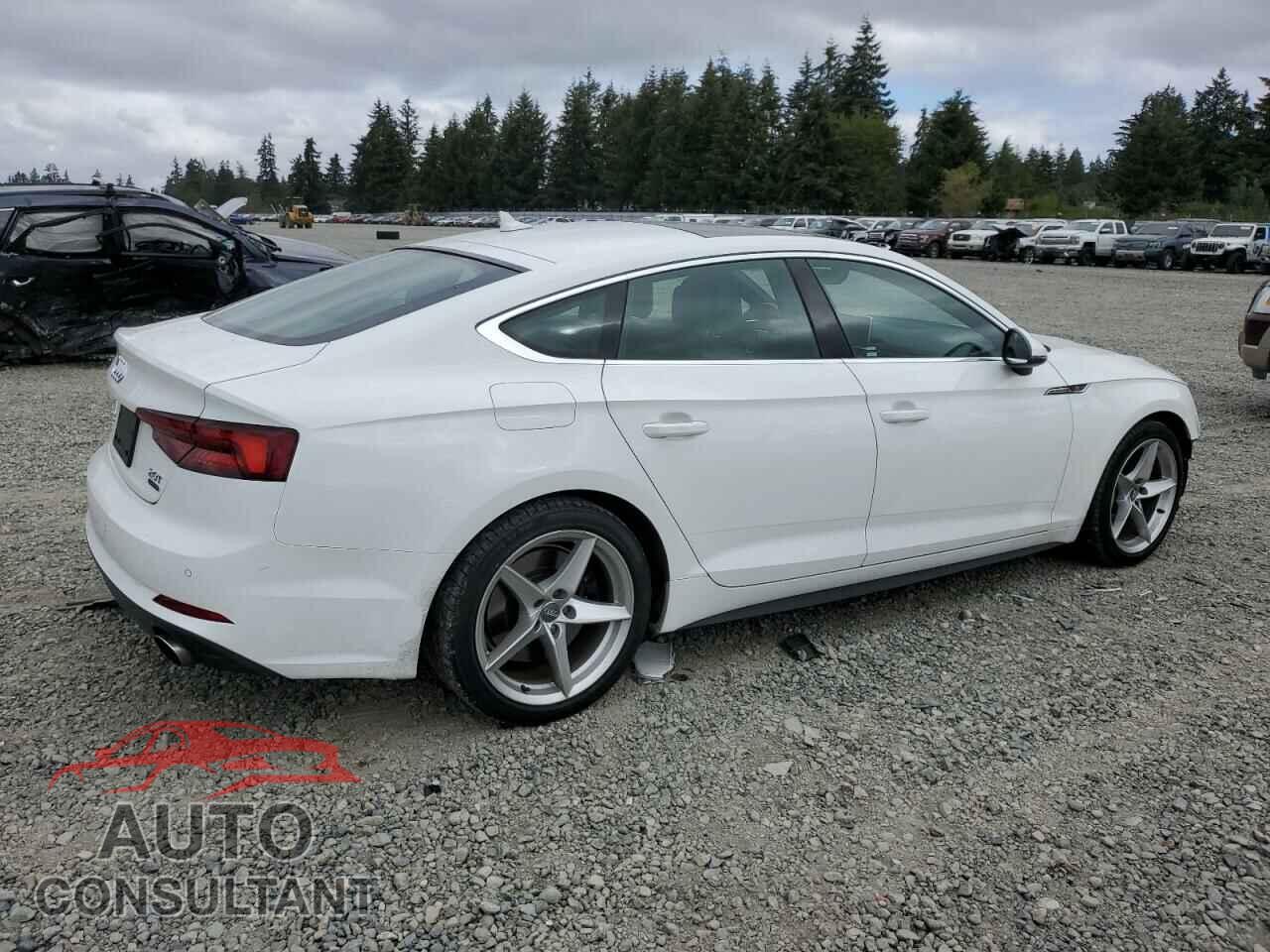 AUDI A5 2018 - WAUENCF53JA118466