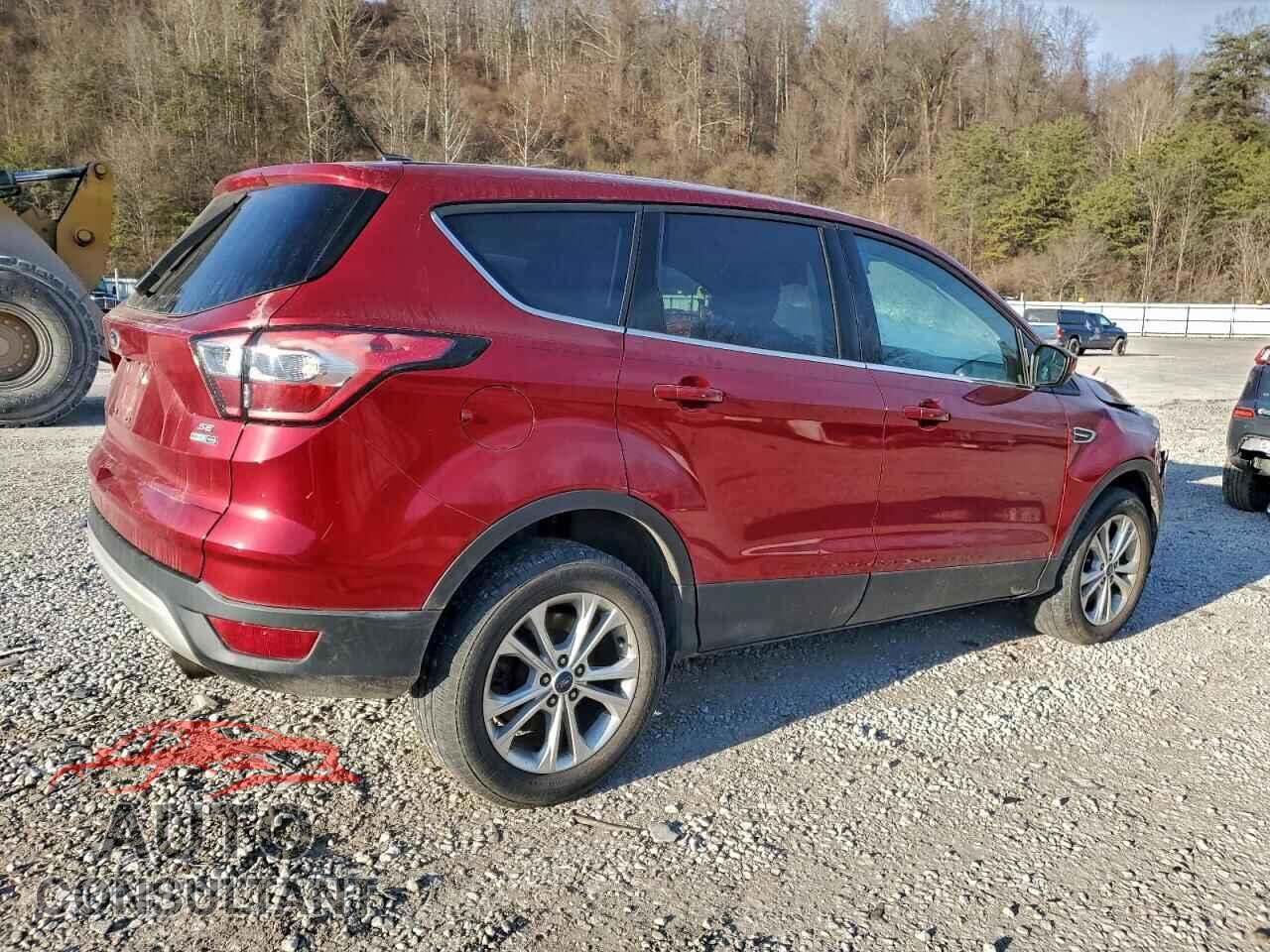 FORD ESCAPE 2017 - 1FMCU9GD3HUE04229