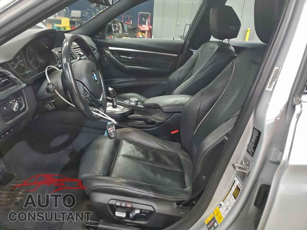 BMW 3 SERIES 2017 - WBA8E1C36HK895488