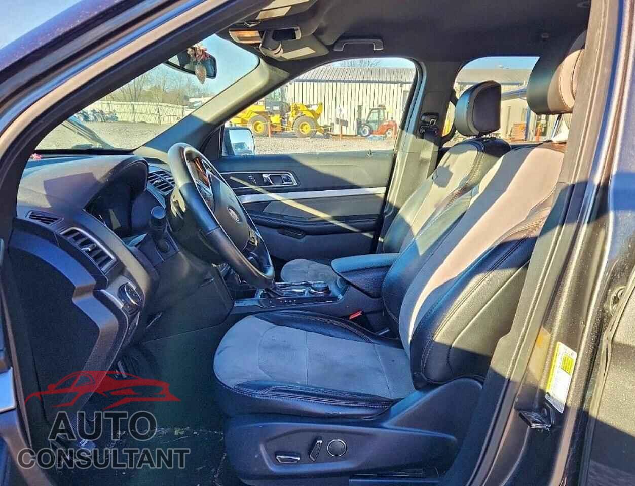 FORD EXPLORER 2017 - 1FM5K8DH3HGD88760