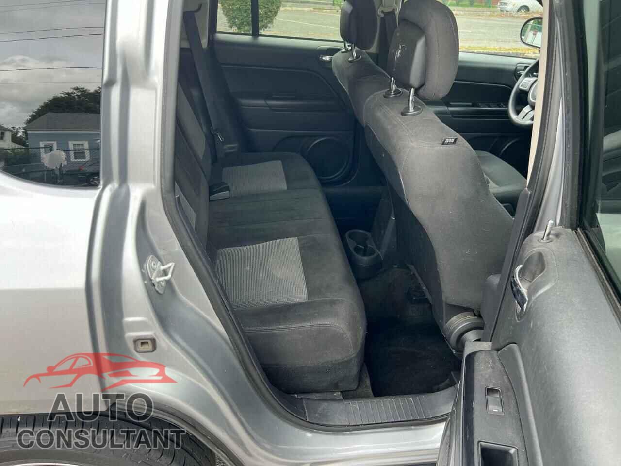JEEP COMPASS 2017 - 1C4NJDBB6HD105879