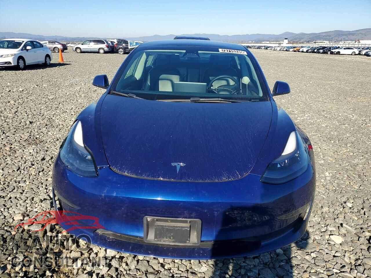 TESLA MODEL 3 2023 - 5YJ3E1EA5PF447523