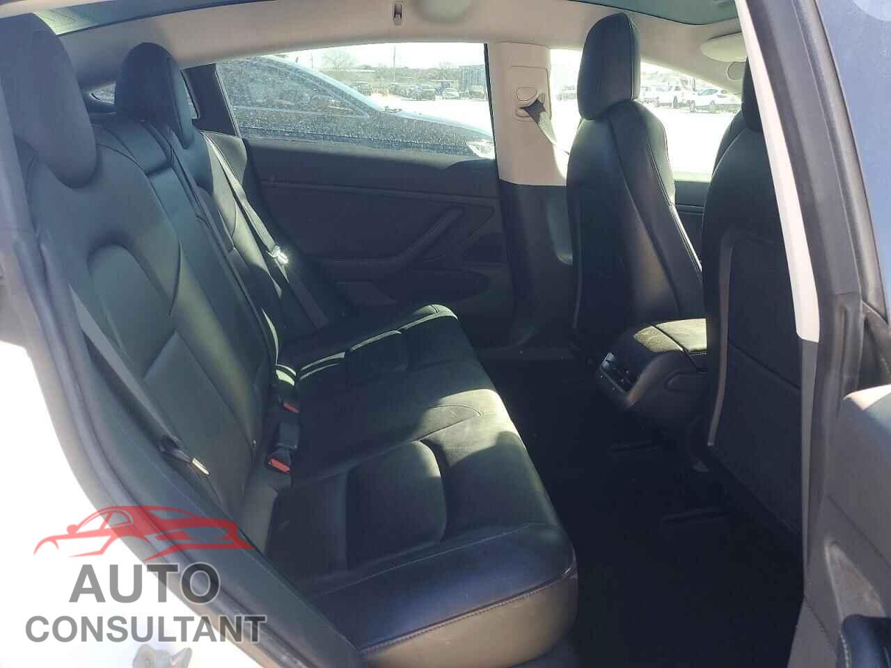 TESLA MODEL 3 2018 - 5YJ3E1EB9JF067746