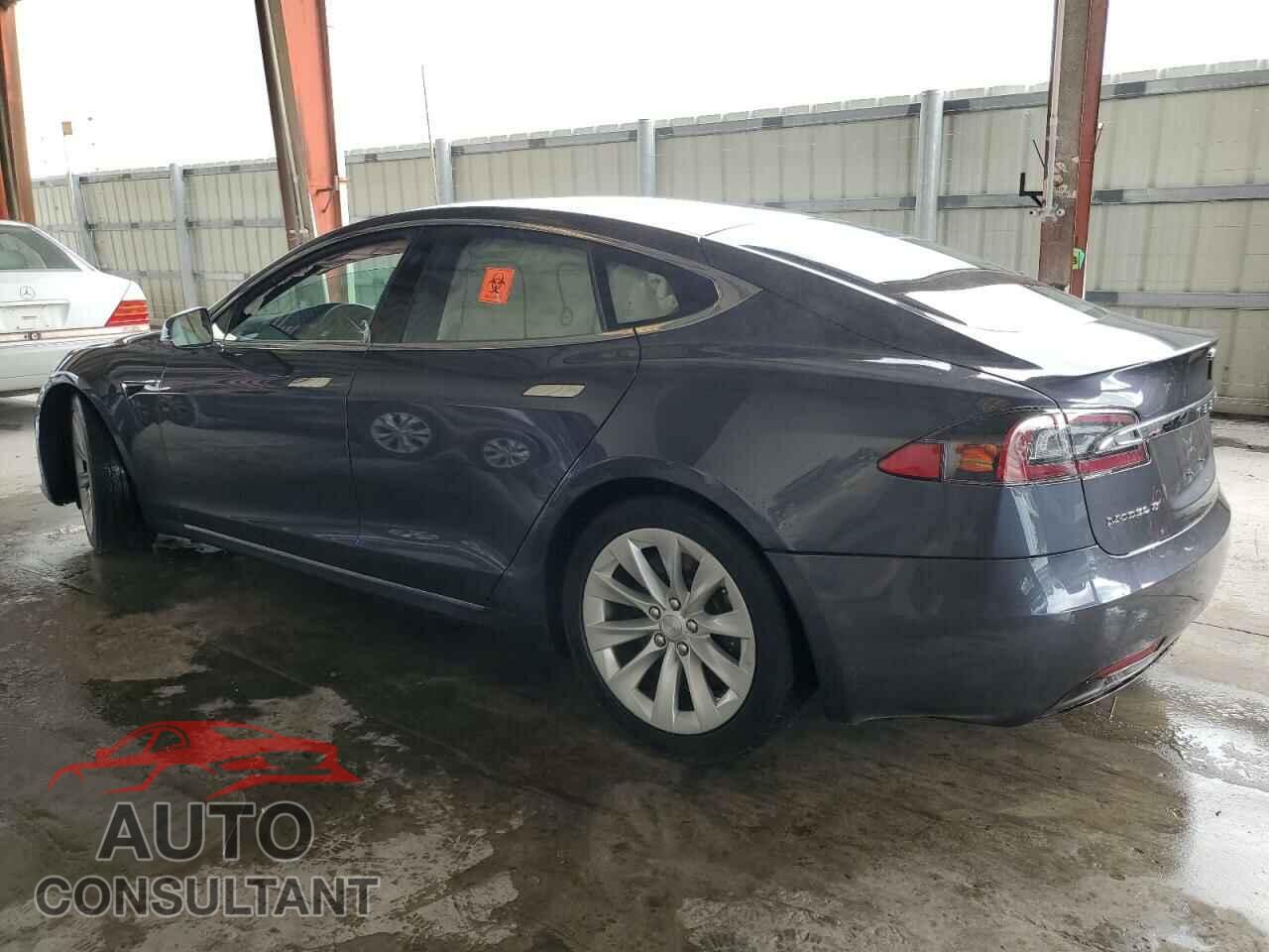 TESLA MODEL S 2018 - 5YJSA1E21JF292153