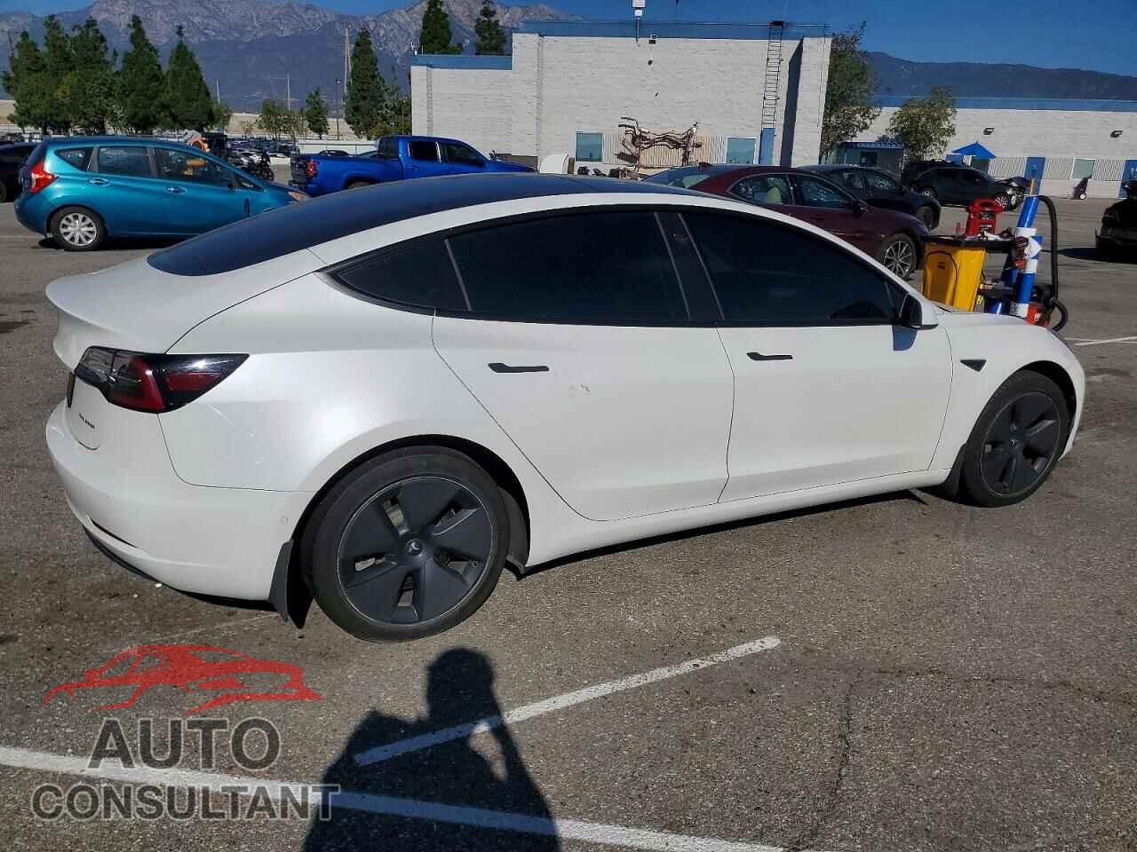 TESLA MODEL 3 2022 - 5YJ3E1EB9NF163723