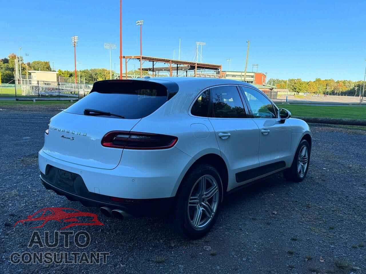 PORSCHE MACAN 2015 - WP1AB2A52FLB50430