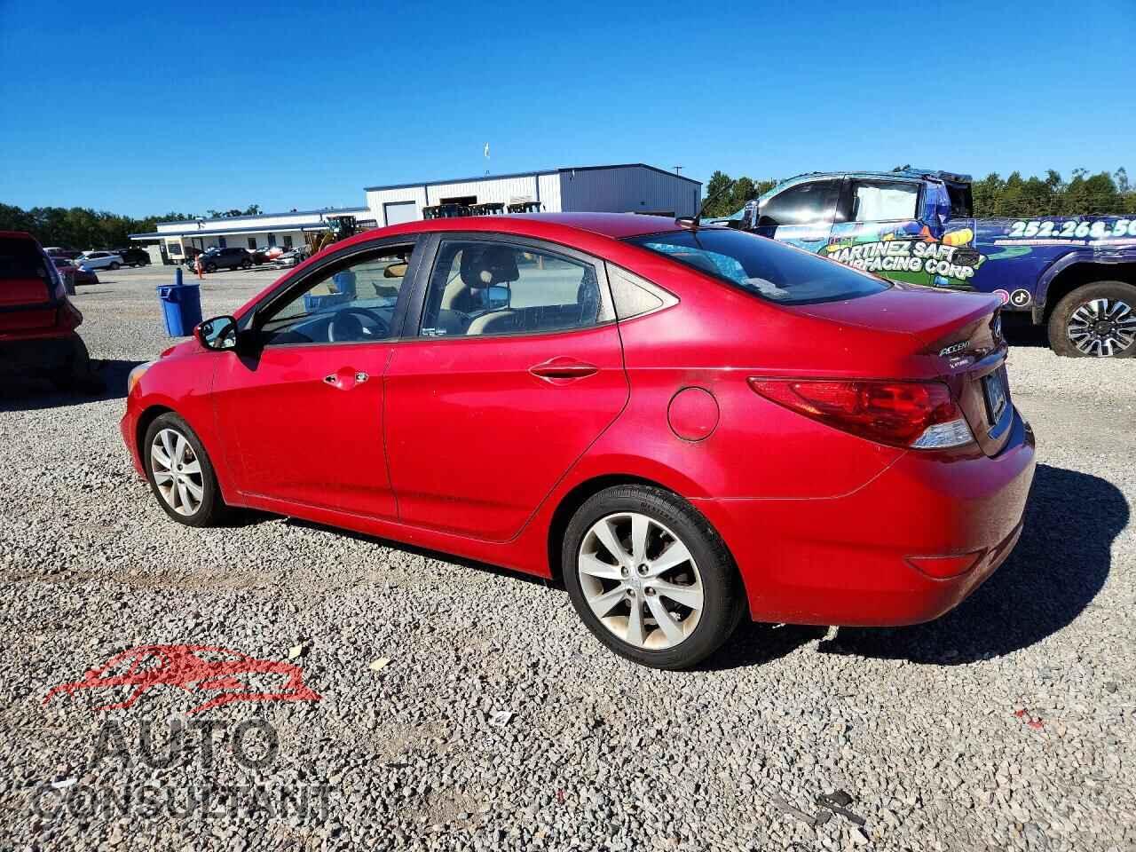 HYUNDAI ACCENT 2014 - KMHCU4AE6EU735497