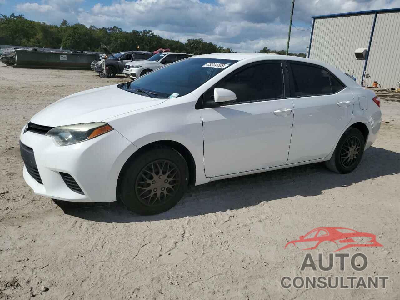 TOYOTA COROLLA 2015 - 2T1BURHE3FC348844