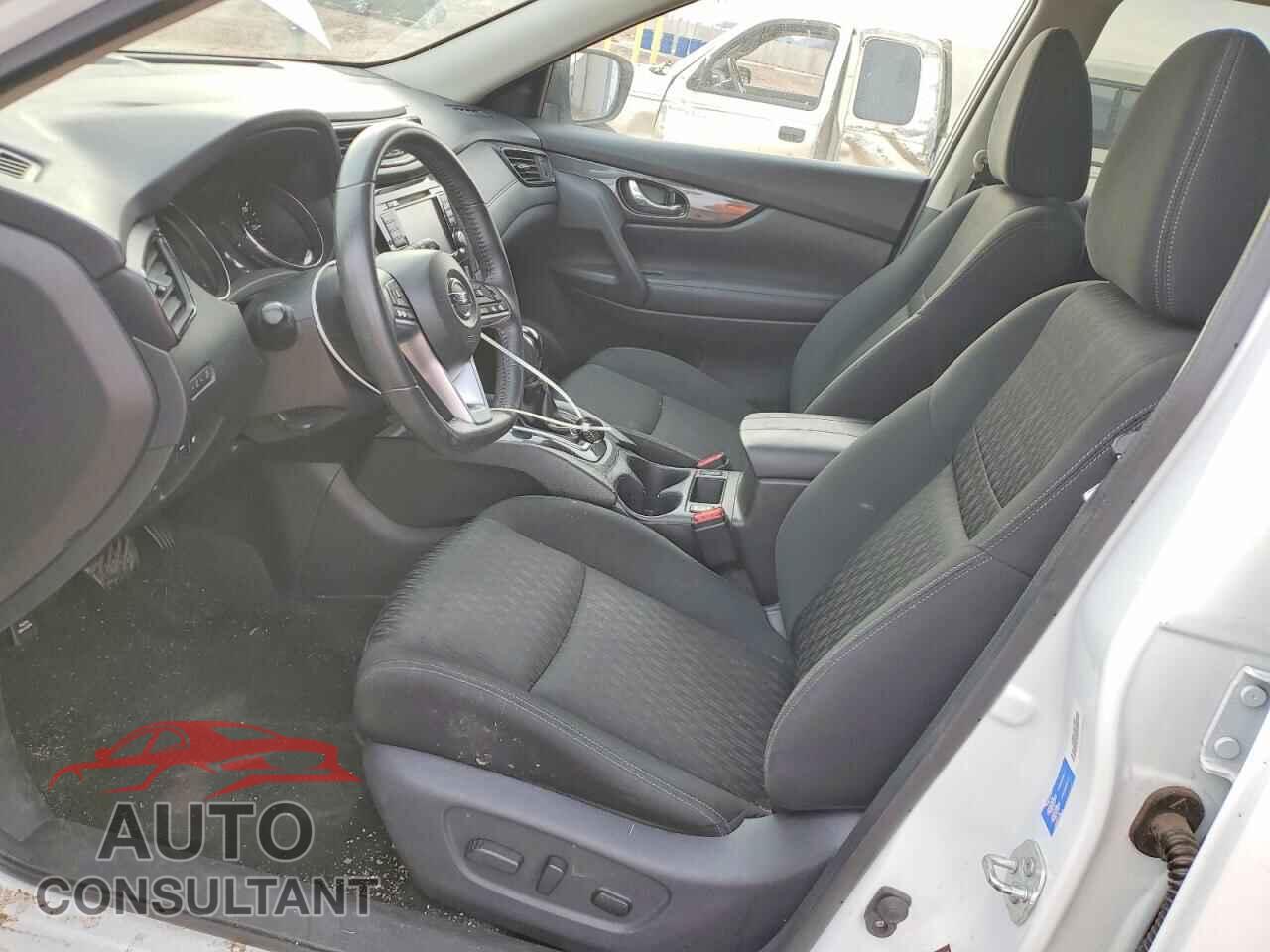 NISSAN ROGUE 2018 - KNMAT2MT0JP583402