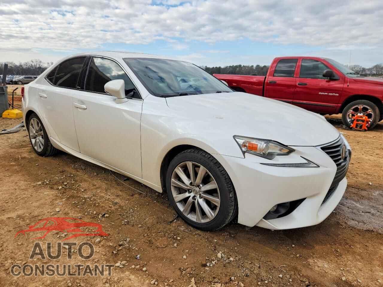 LEXUS IS 2016 - JTHBA1D23G5019578