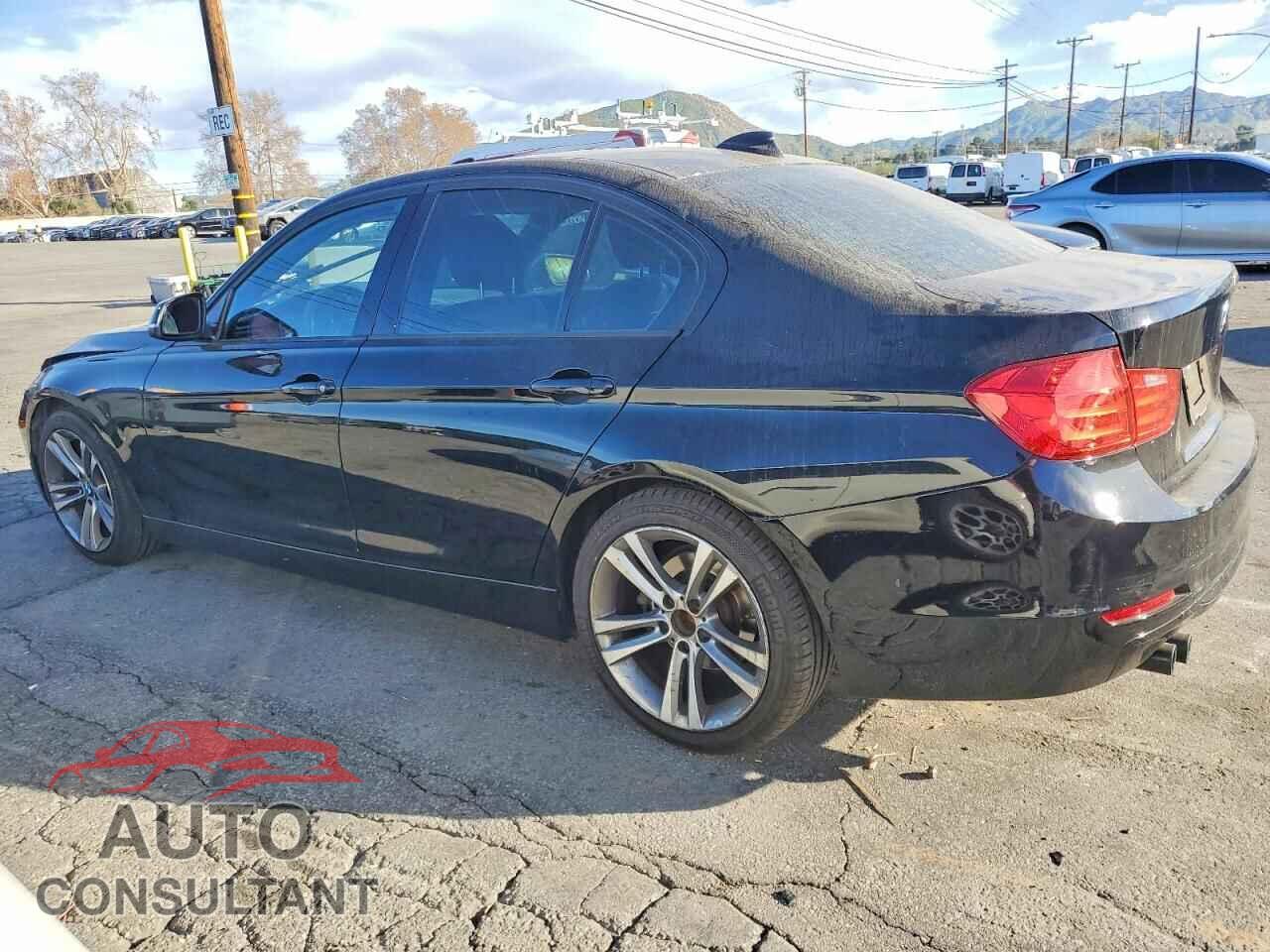 BMW 3 SERIES 2013 - WBA3A5C53DF350432