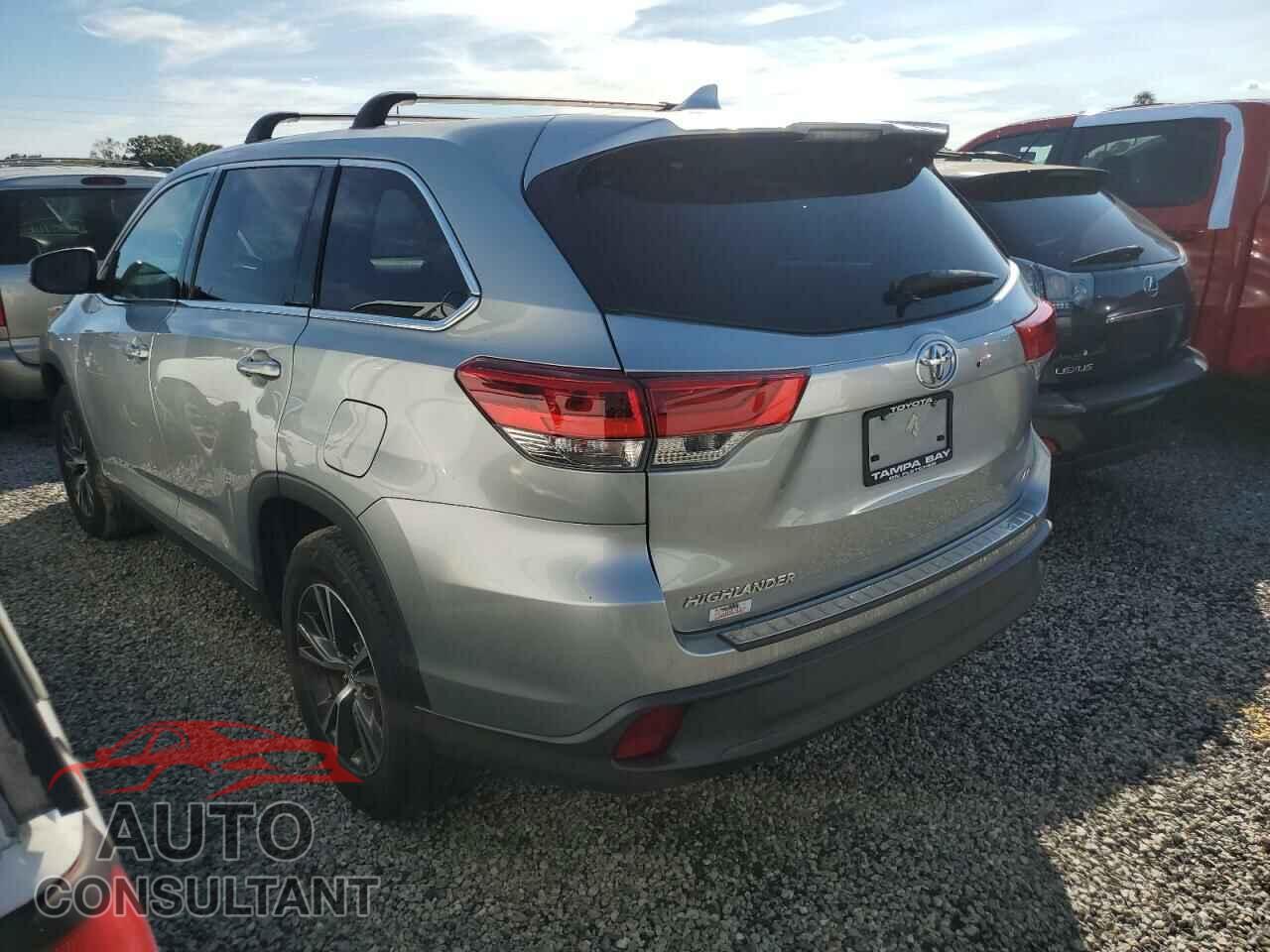 TOYOTA HIGHLANDER 2019 - 5TDZZRFH2KS290501