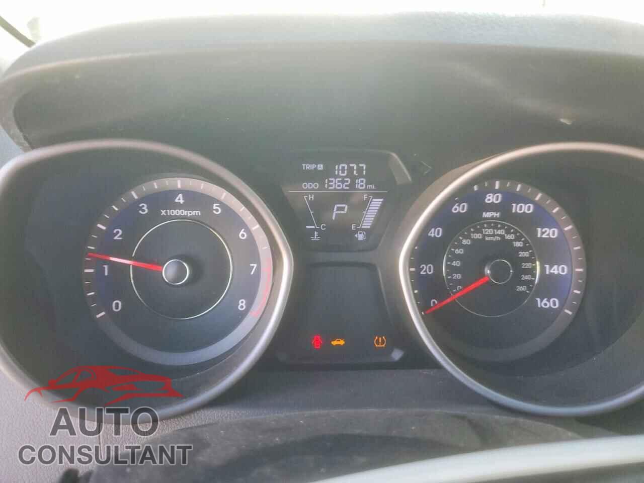 HYUNDAI ELANTRA 2013 - KMHDH4AE9DU682995