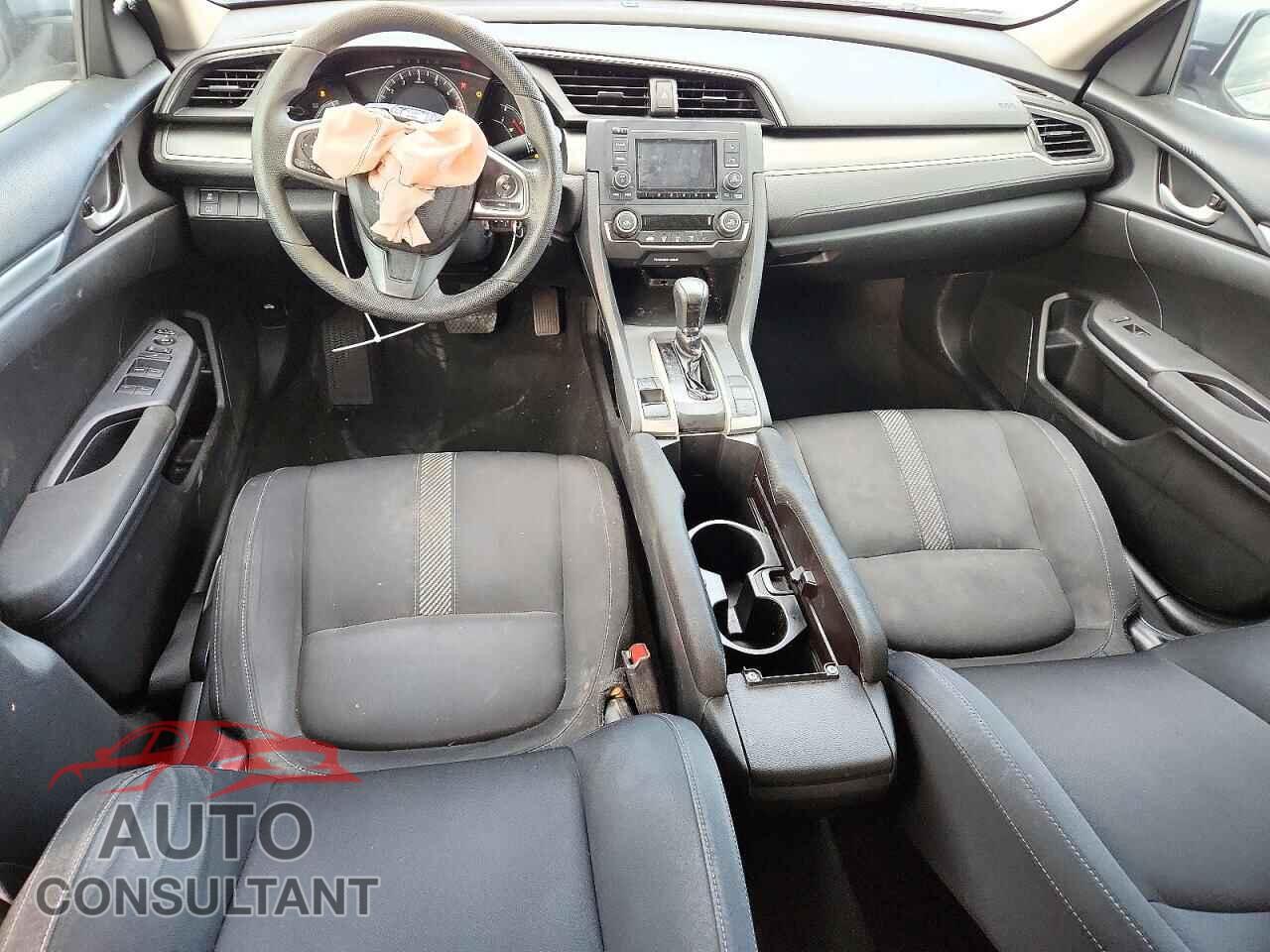 HONDA CIVIC 2018 - 2HGFC2F56JH577968