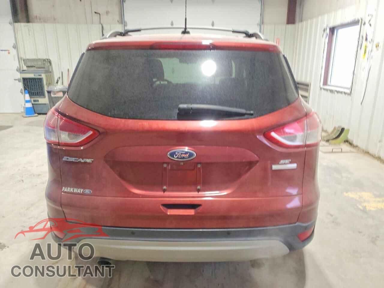 FORD ESCAPE 2016 - 1FMCU0GX2GUB08820