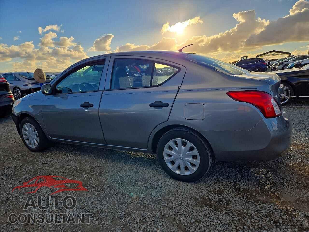 NISSAN VERSA 2013 - 3N1CN7AP7DL875607