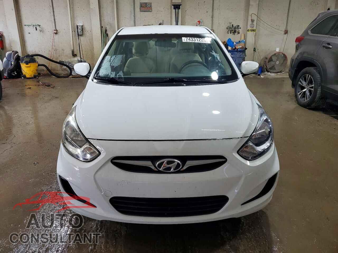 HYUNDAI ACCENT 2013 - KMHCT4AE9DU558901