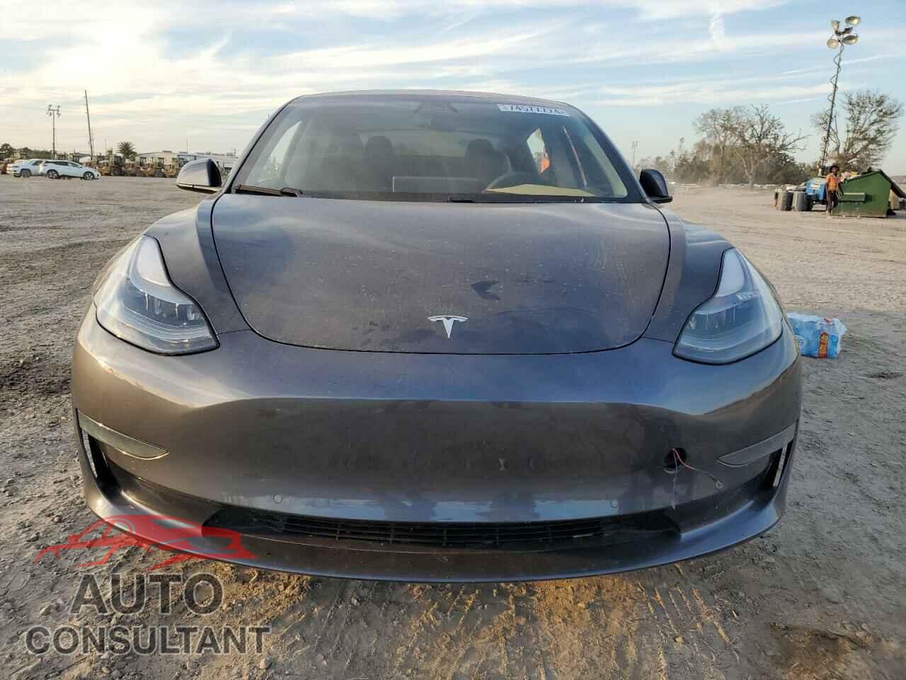TESLA MODEL 3 2021 - 5YJ3E1EA4MF083428