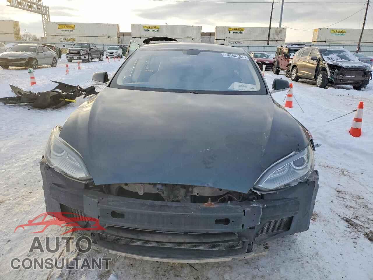 TESLA MODEL S 2013 - 5YJSA1CGXDFP03942