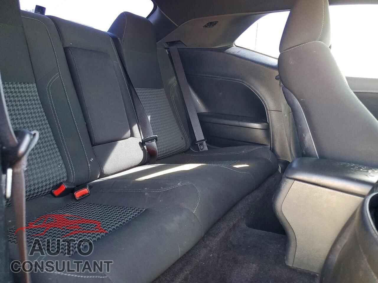 DODGE CHALLENGER 2018 - 2C3CDZAG0JH202307