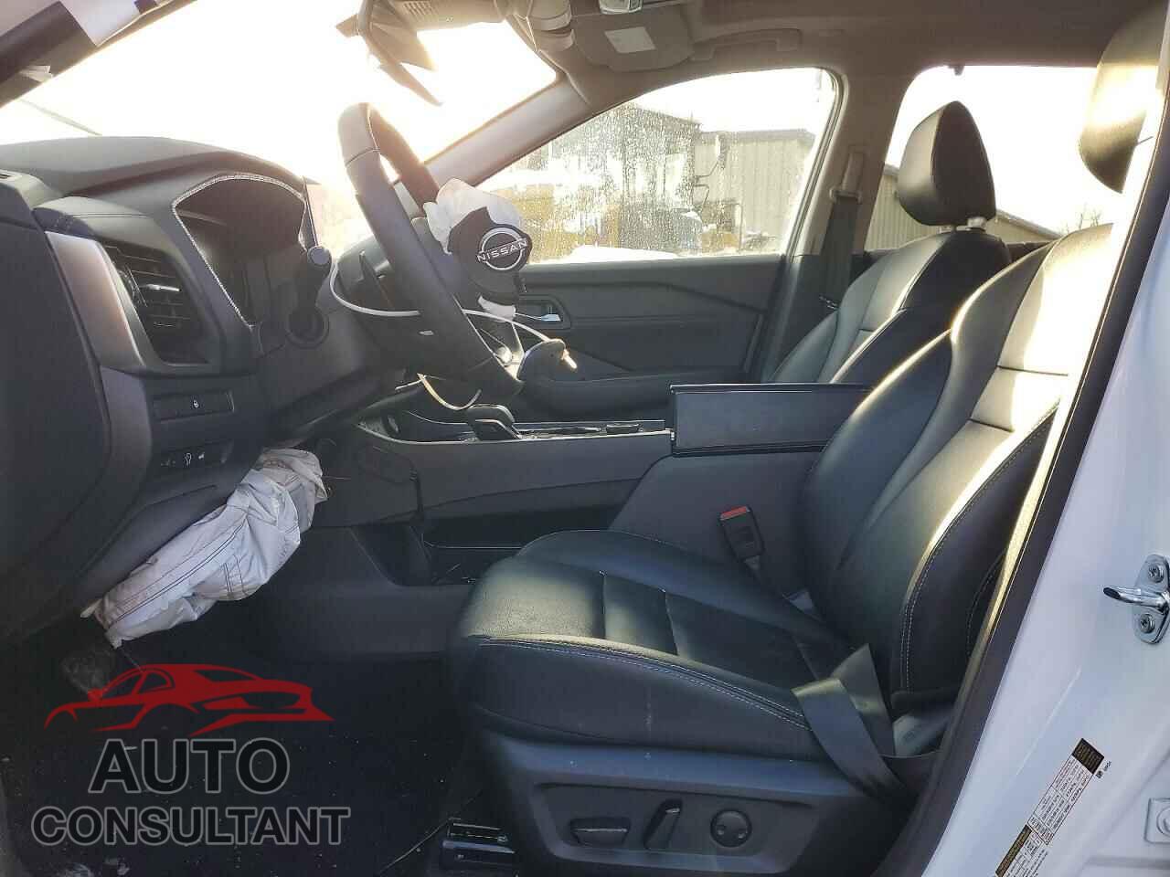 NISSAN ROGUE 2024 - 5N1BT3CB2RC751669