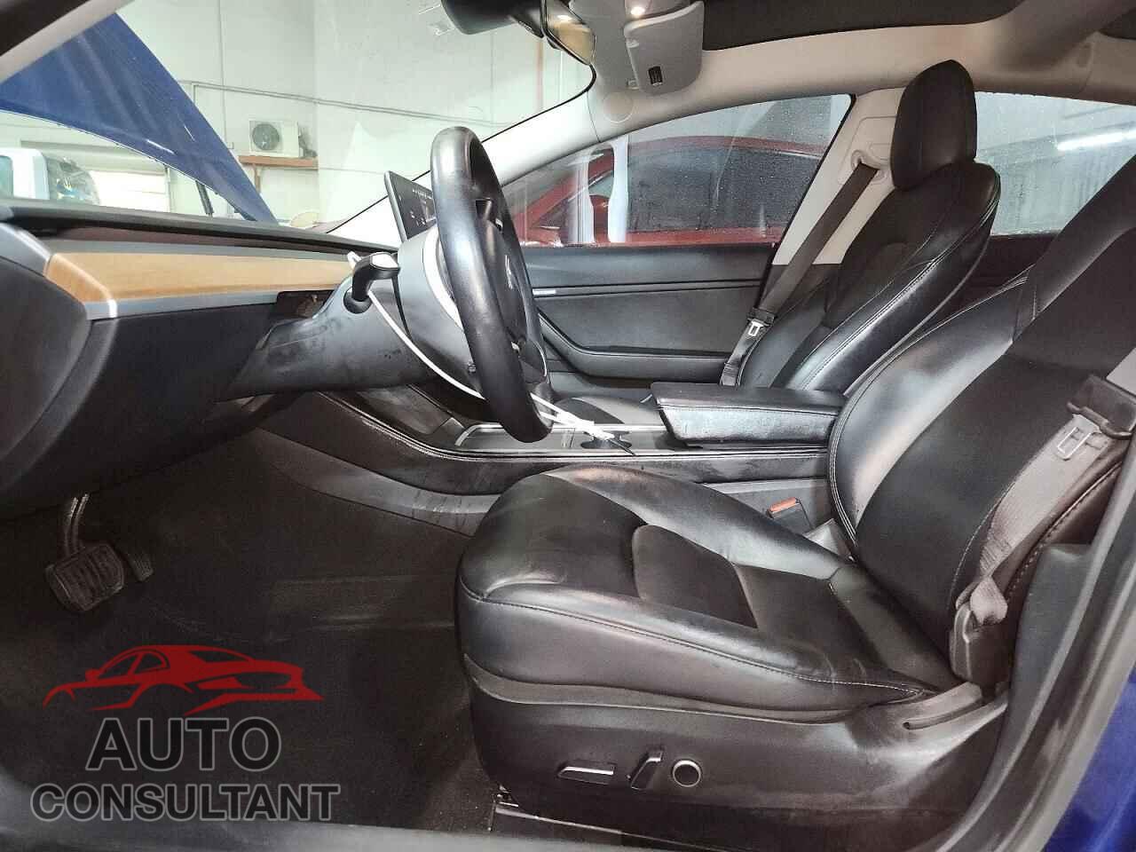 TESLA MODEL 3 2021 - 5YJ3E1EB6MF869126
