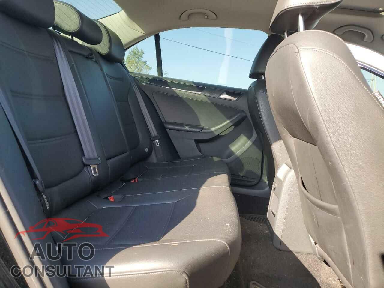 VOLKSWAGEN JETTA 2017 - 3VWL17AJ8HM366143