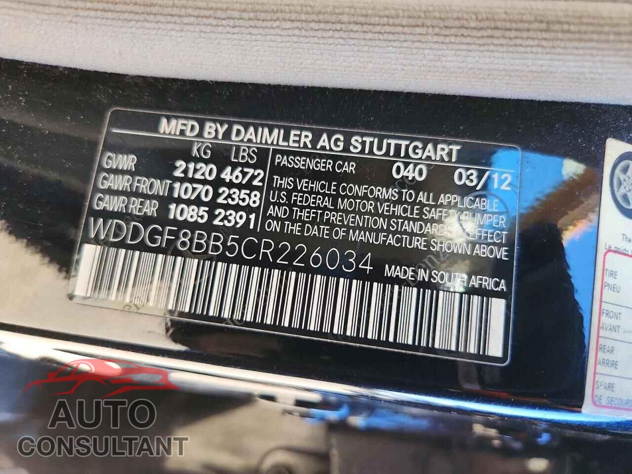 MERCEDES-BENZ C-CLASS 2012 - WDDGF8BB5CR226034