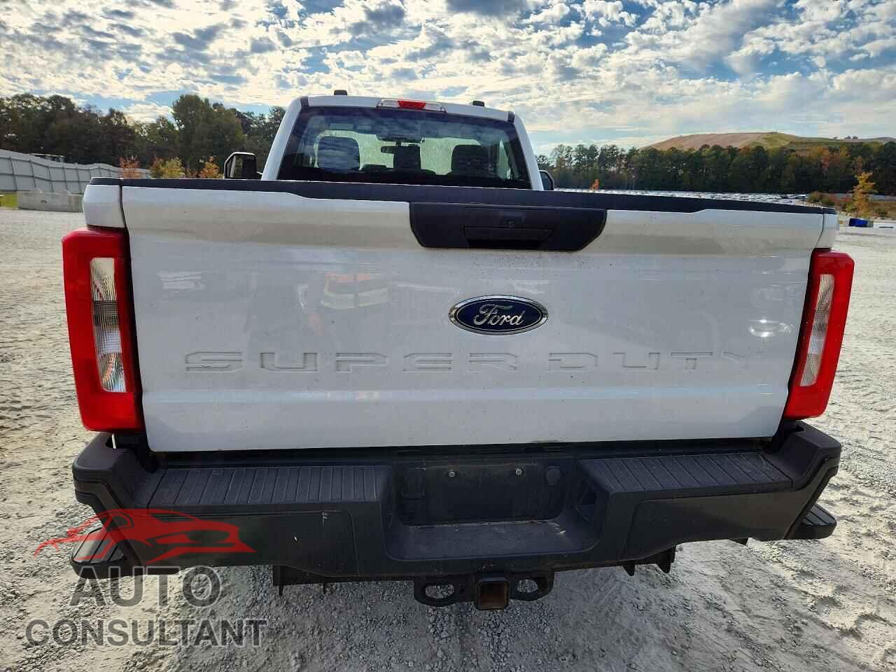 FORD F250 2023 - 1FTBF2BA0PEE18242