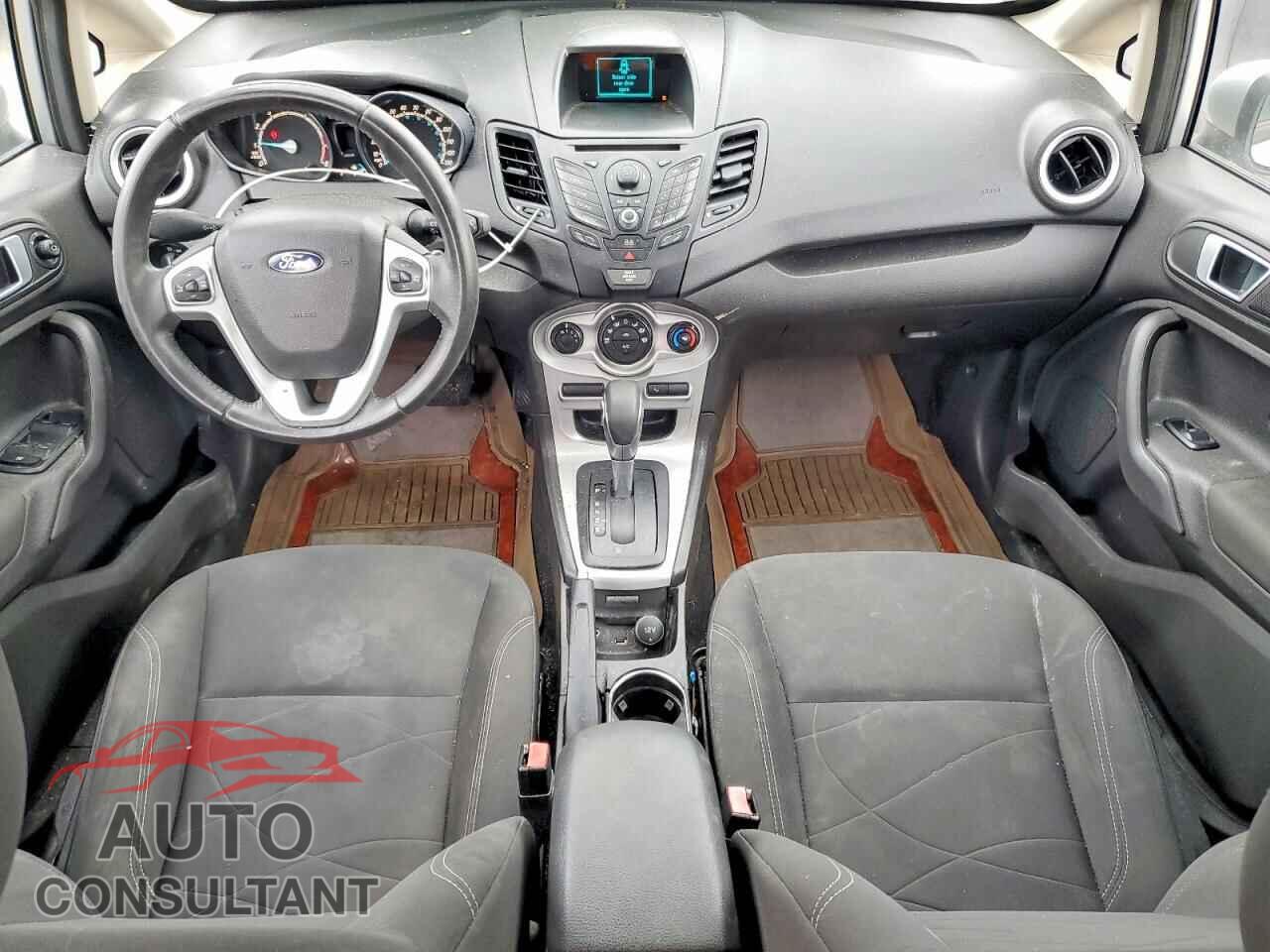 FORD FIESTA 2015 - 3FADP4EJ5FM176673
