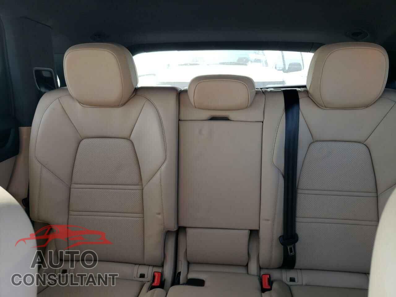 PORSCHE CAYENNE 2021 - WP1AE2AYXMDA24681