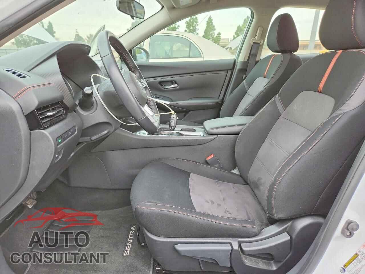 NISSAN SENTRA 2023 - 3N1AB8DV5PY238917