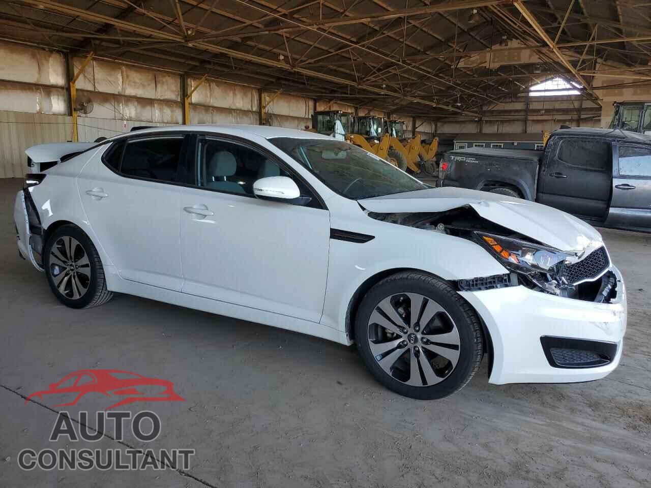 KIA OPTIMA 2011 - KNAGM4A76B5128347