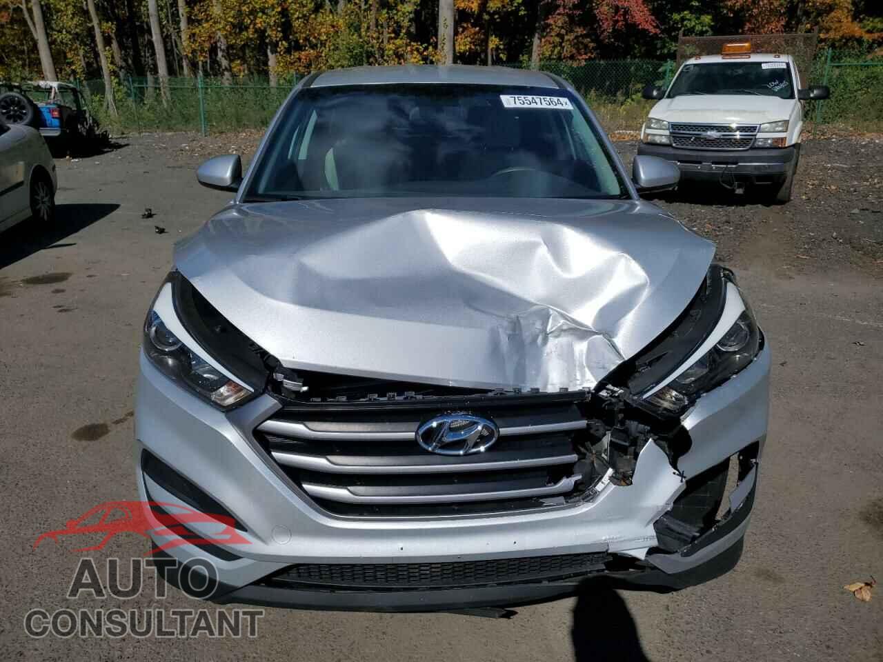 HYUNDAI TUCSON 2018 - KM8J2CA46JU818355