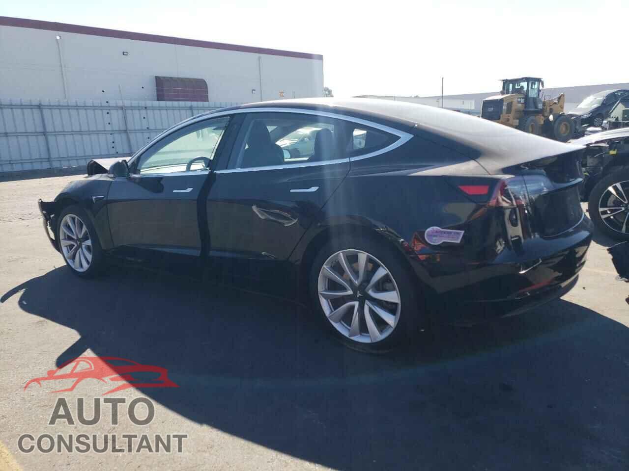 TESLA MODEL 3 2018 - 5YJ3E1EB8JF131842