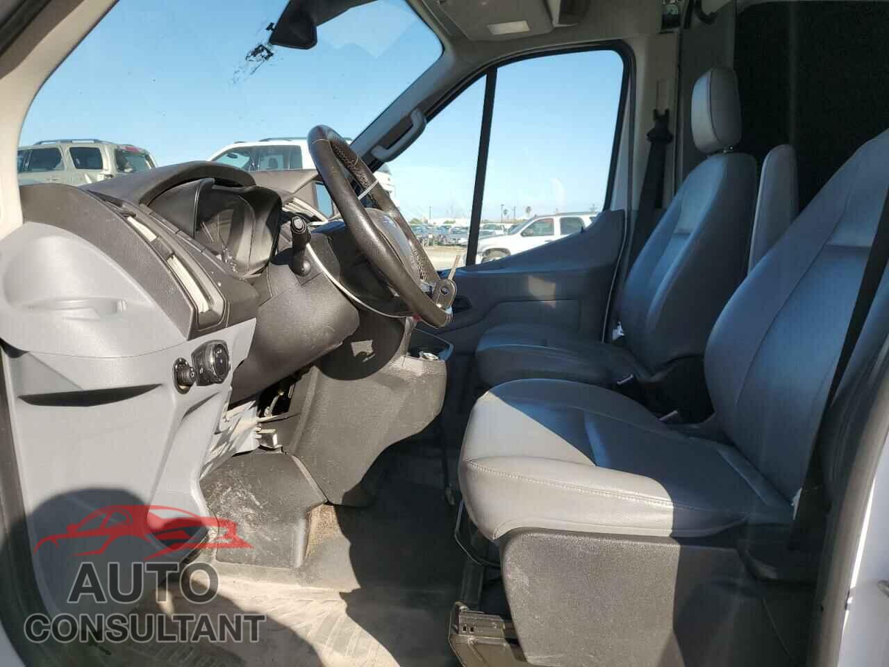 FORD TRANSIT 2019 - 1FTYR2CM8KKB88440