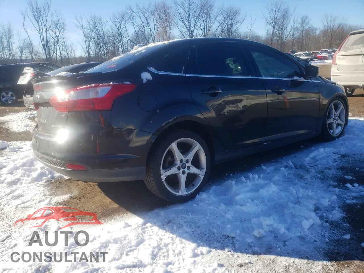 FORD FOCUS 2012 - 1FAHP3J23CL380735