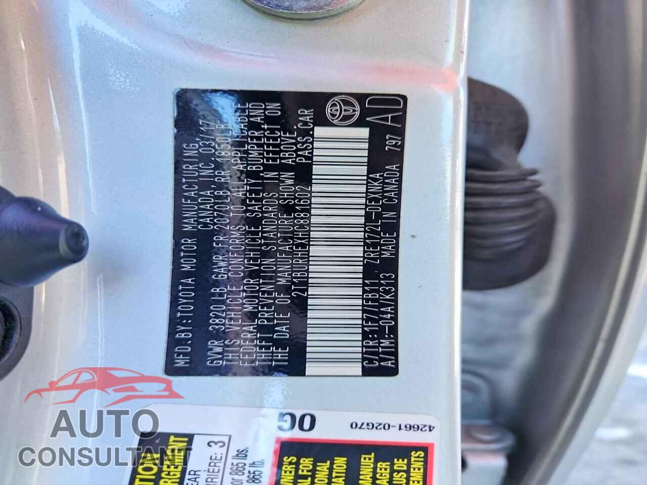 TOYOTA COROLLA 2017 - 2T1BURHEXHC881602