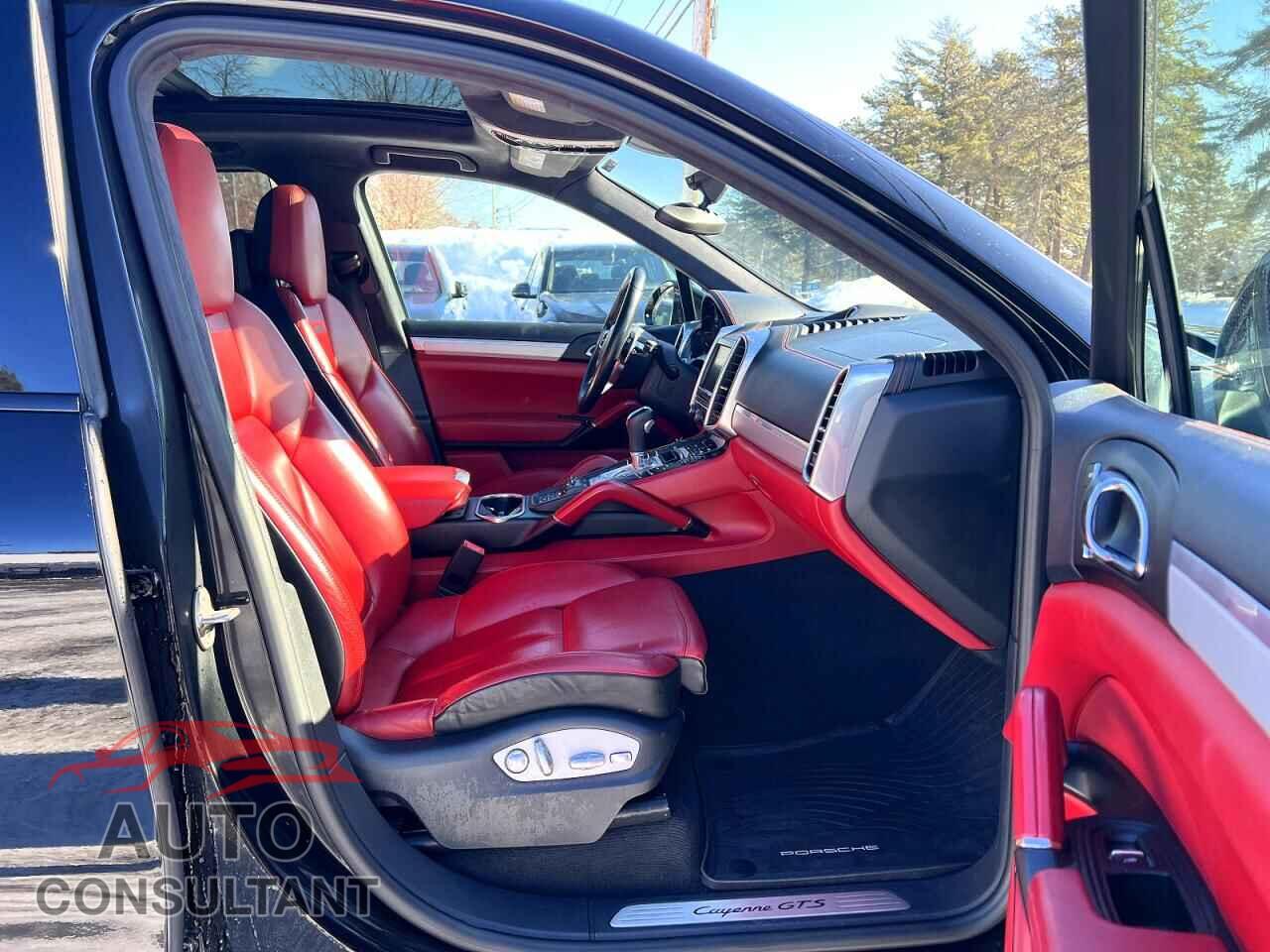 PORSCHE CAYENNE 2016 - WP1AD2A26GLA71487