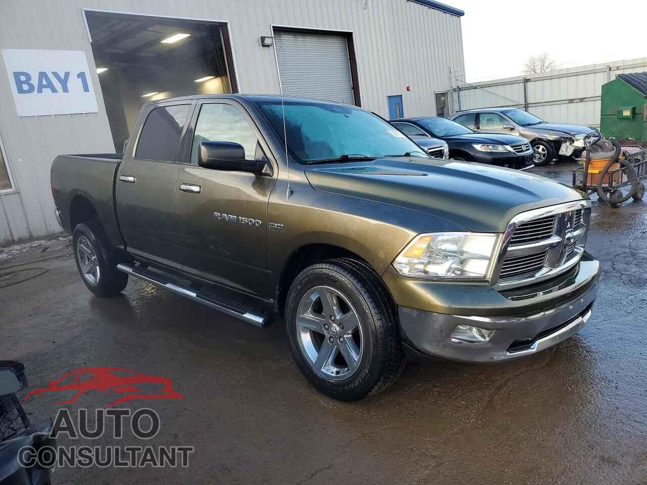 DODGE RAM 1500 2012 - 1C6RD7LT2CS117167