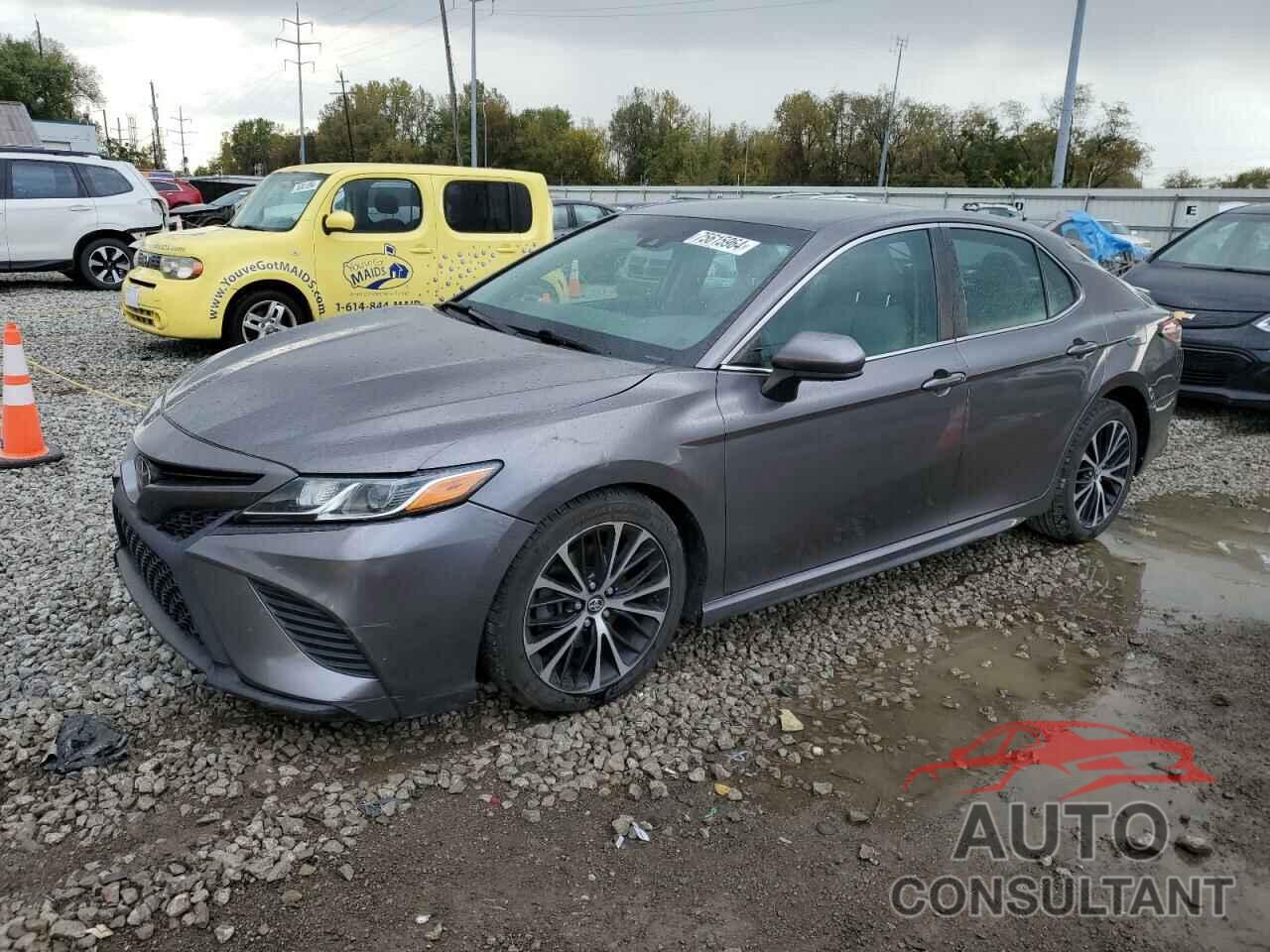 TOYOTA CAMRY 2018 - 4T1B11HK0JU675984