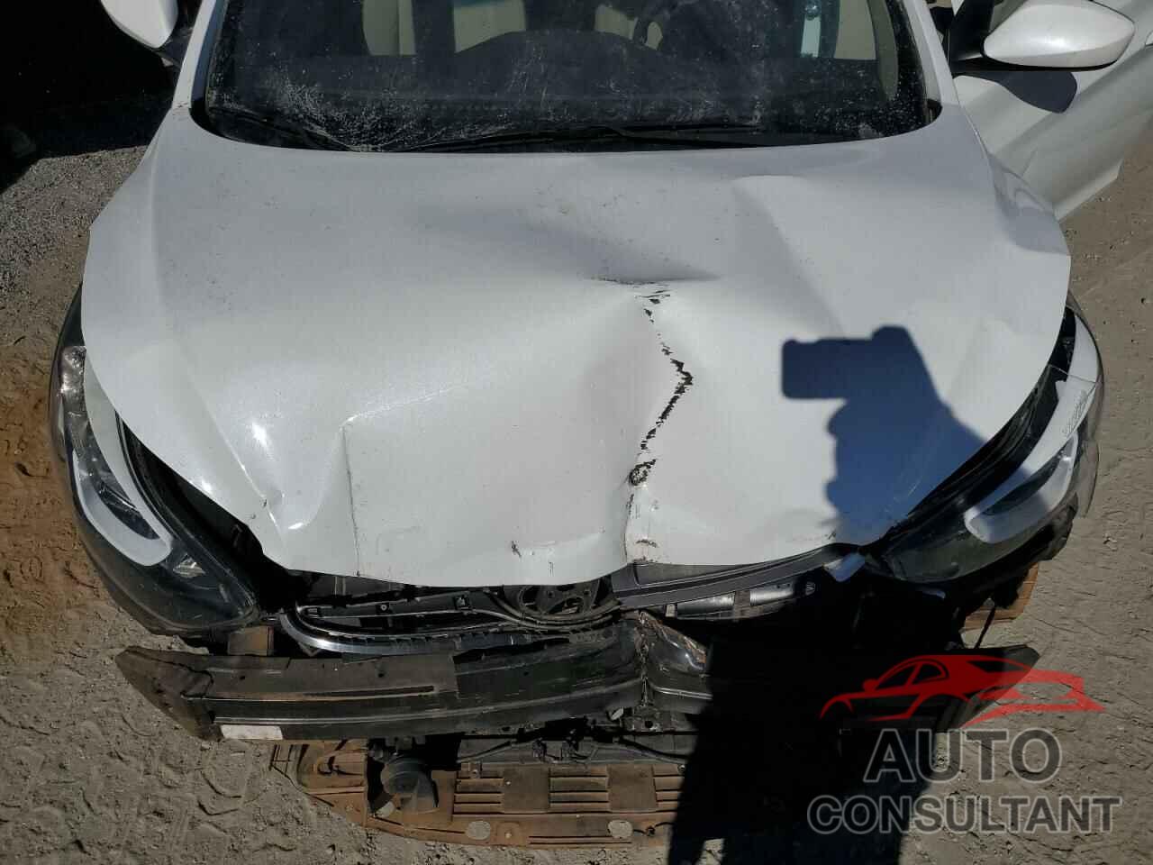 HYUNDAI ELANTRA 2016 - 5NPDH4AE6GH772849