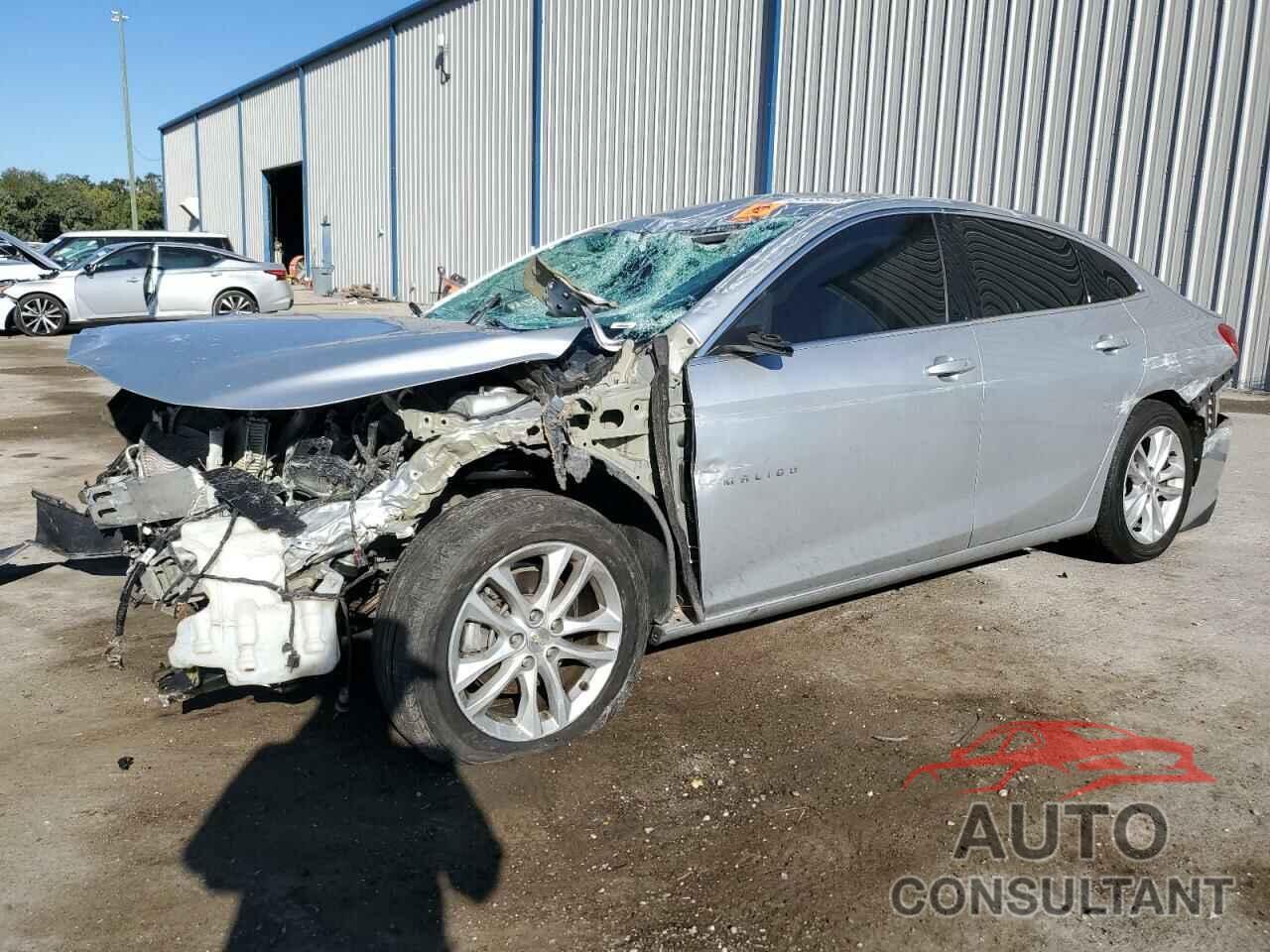 CHEVROLET MALIBU 2018 - 1G1ZD5ST5JF185637