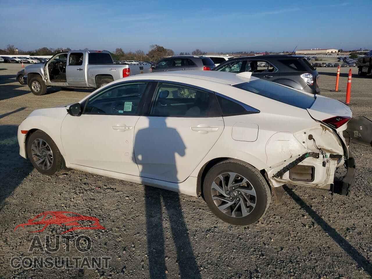 HONDA CIVIC 2017 - 2HGFC2F72HH555543