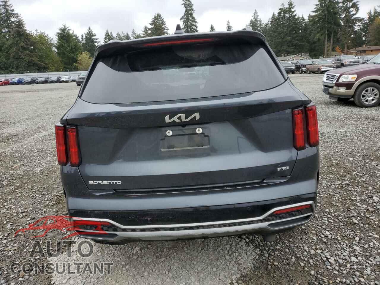 KIA SORENTO 2023 - 5XYRKDLF2PG190686