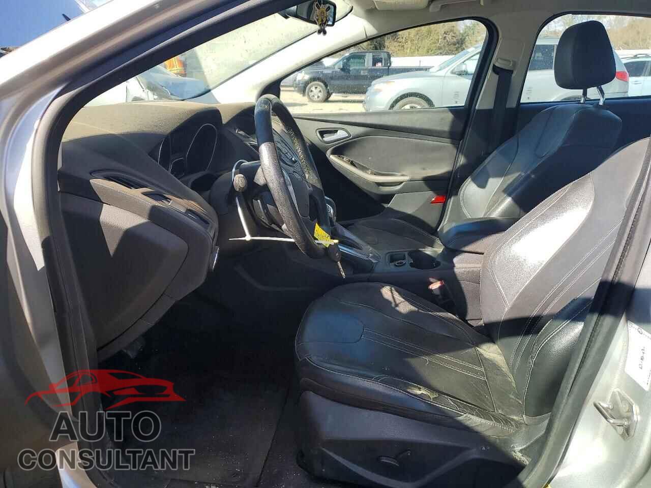 FORD FOCUS 2012 - 1FAHP3H2XCL367938
