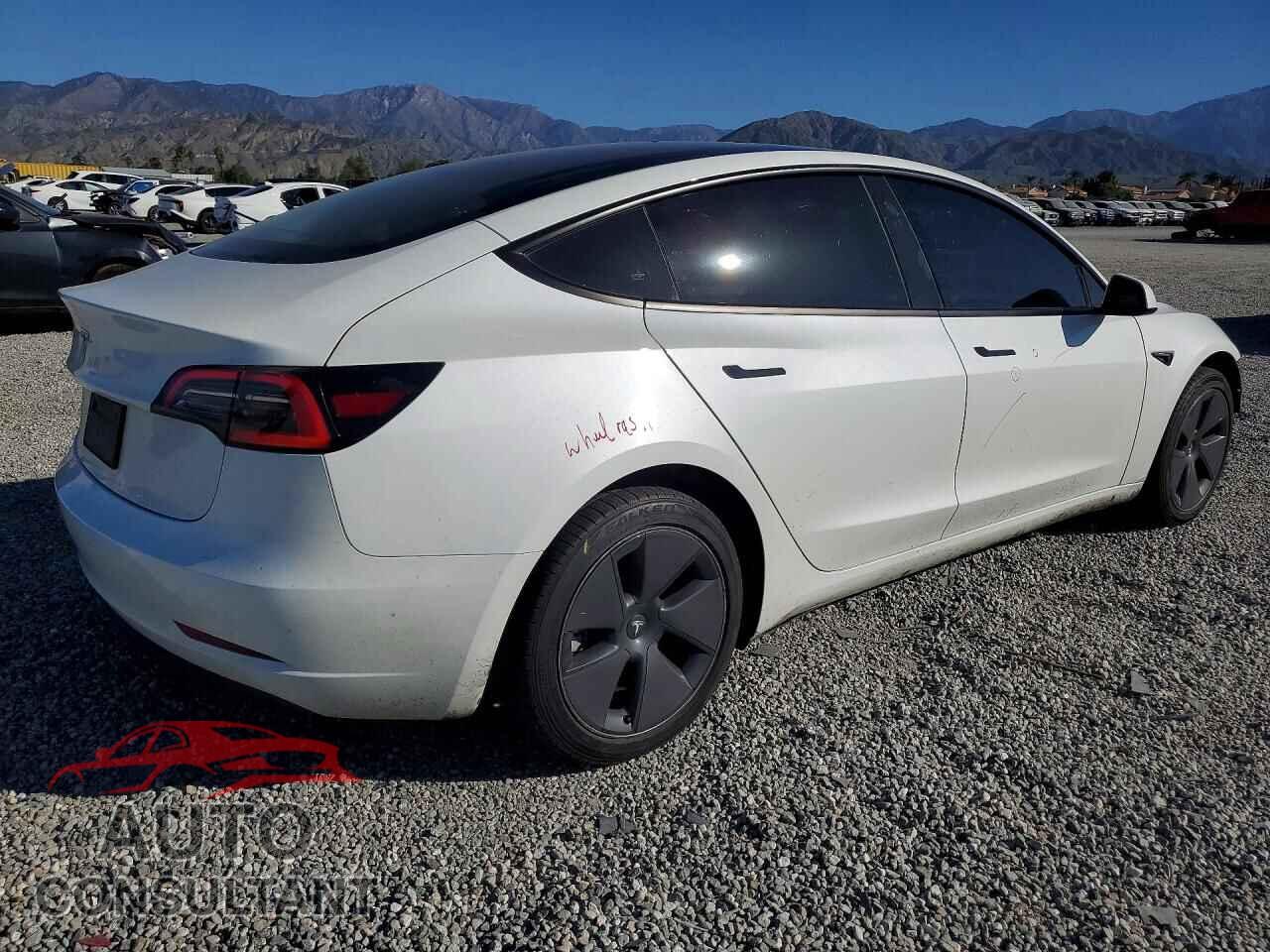TESLA MODEL 3 2023 - 5YJ3E1EA0PF586149