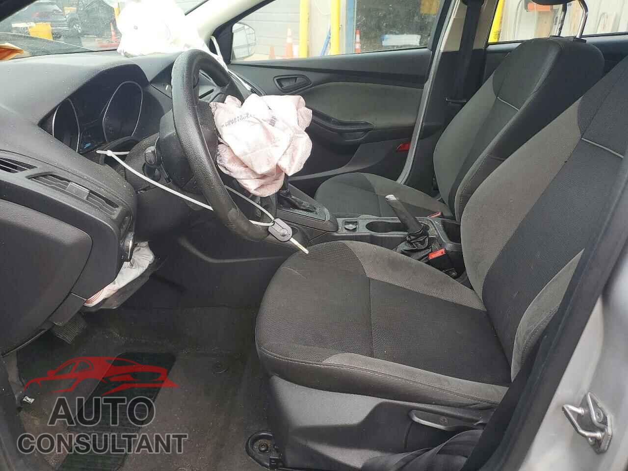 FORD FOCUS 2014 - 1FADP3E28EL362291