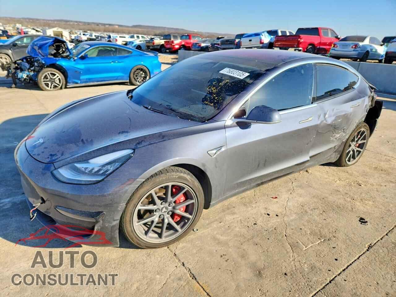 TESLA MODEL 3 2018 - 5YJ3E1EA5JF030569