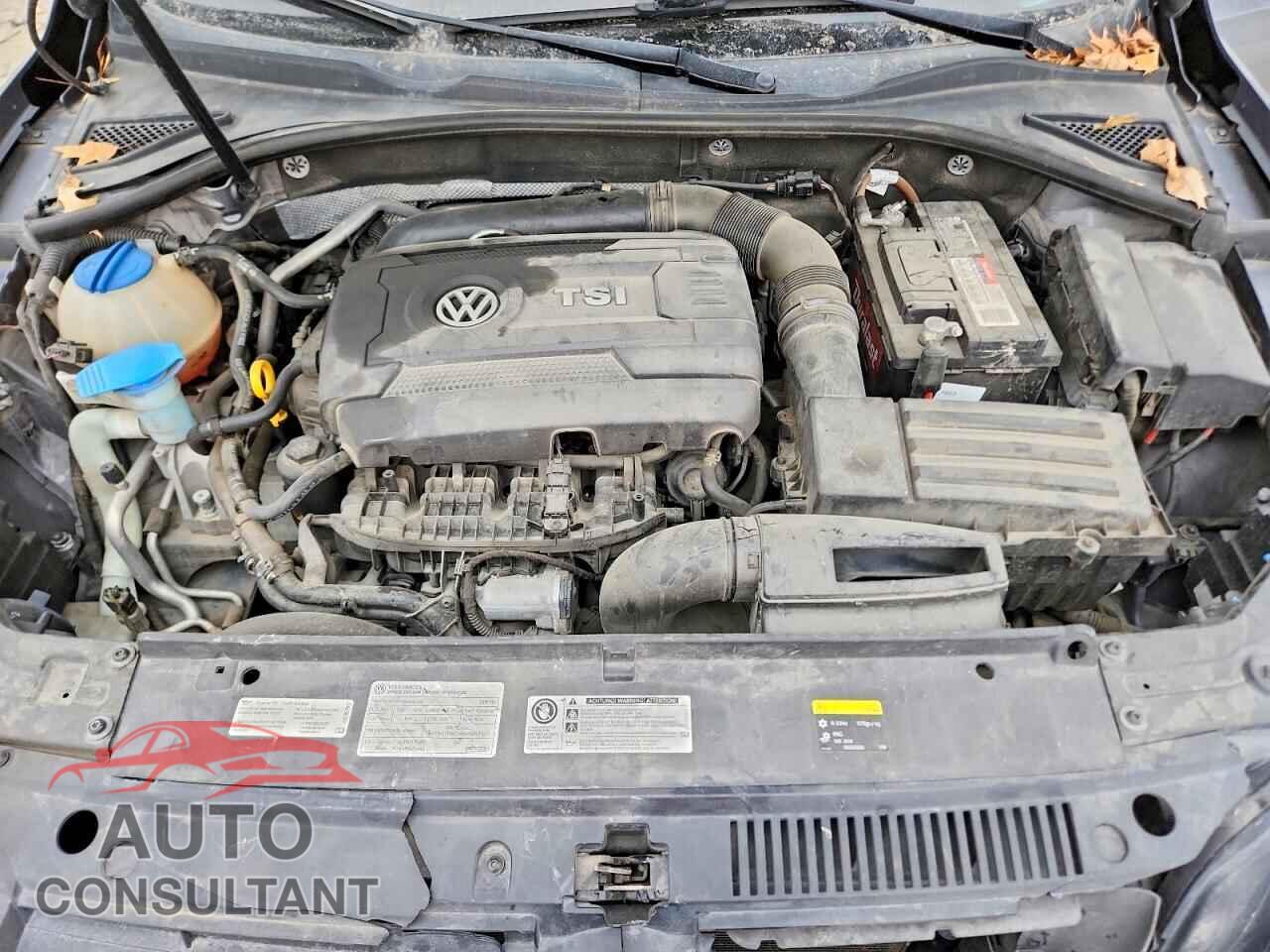 VOLKSWAGEN PASSAT 2015 - 1VWAS7A30FC032936